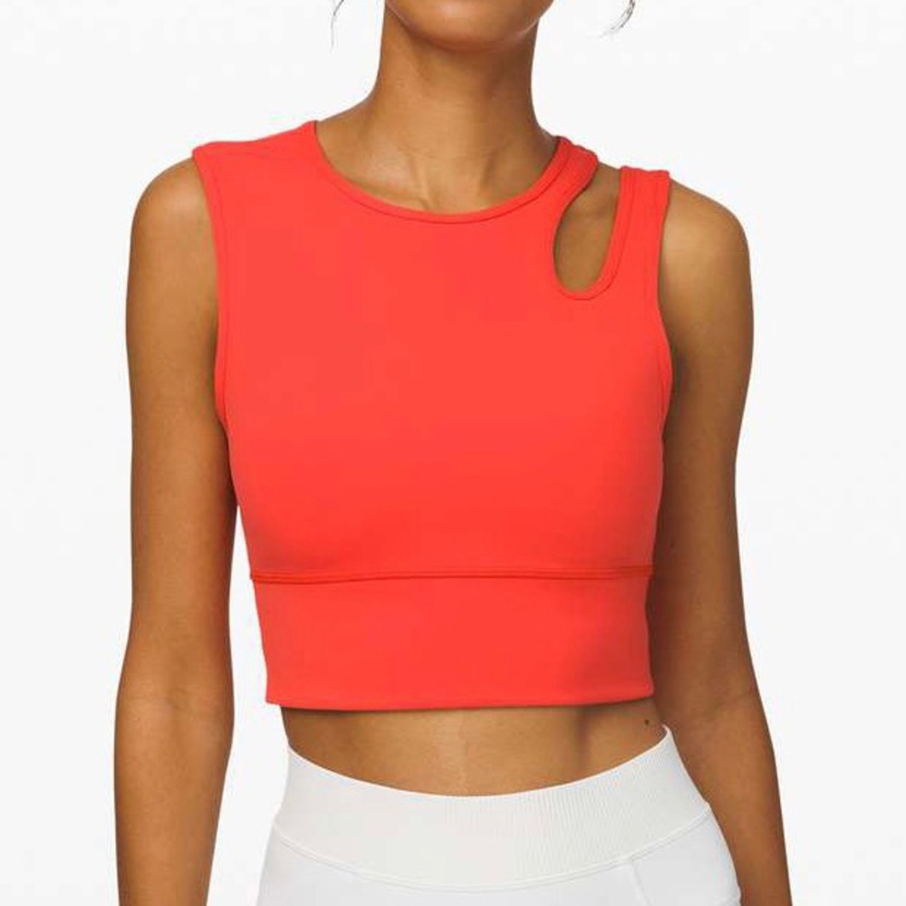 Lululemon Mastered Motion Cropped Tank Size 6